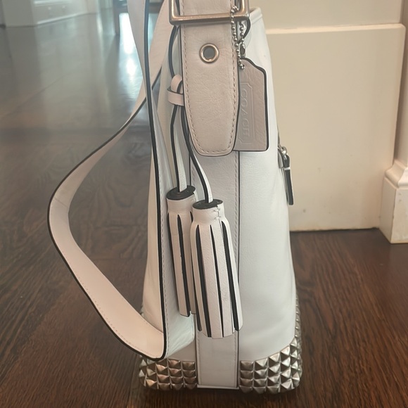 White Leather Studded Coach Bag NWT - Picture 4 of 11